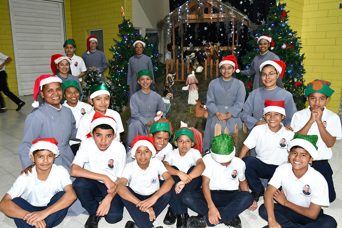 Sisters wrapping gifts