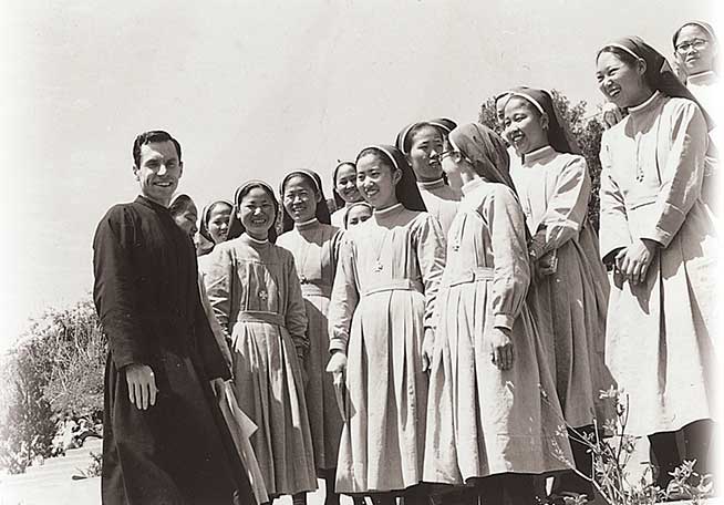 Venerable Father Aloysius Schwartz with the early Sisters of Mary in South Korea.